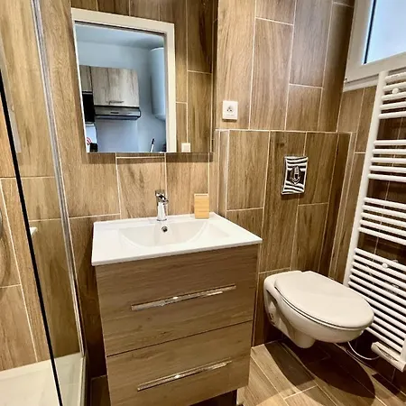 Apartament Errai Yourhosthelper *